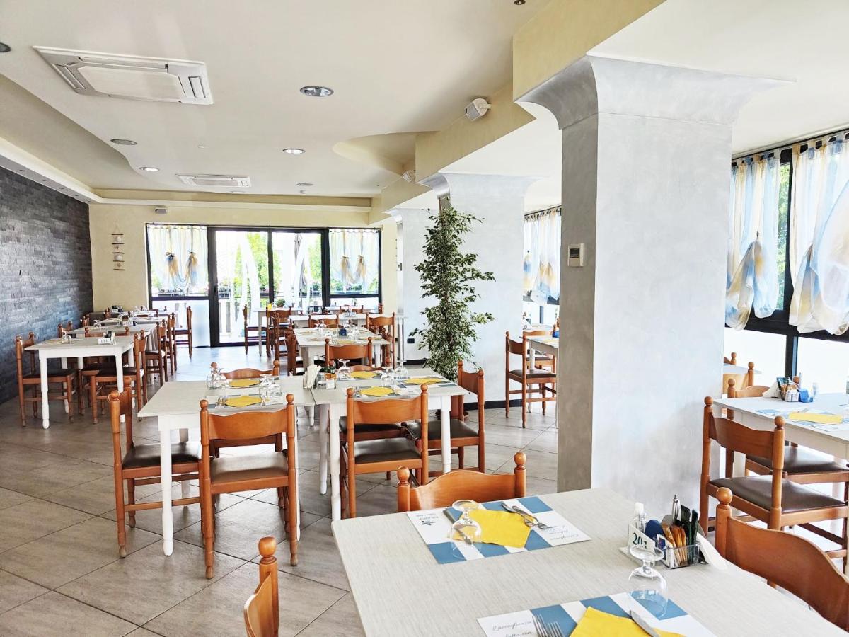 Blu Star Hotel 가비체 마레 외부 사진