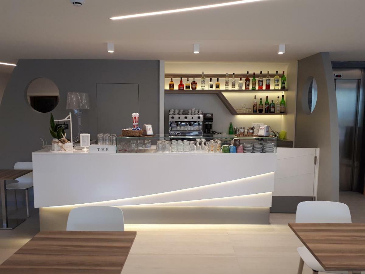 Blu Star Hotel 가비체 마레 외부 사진